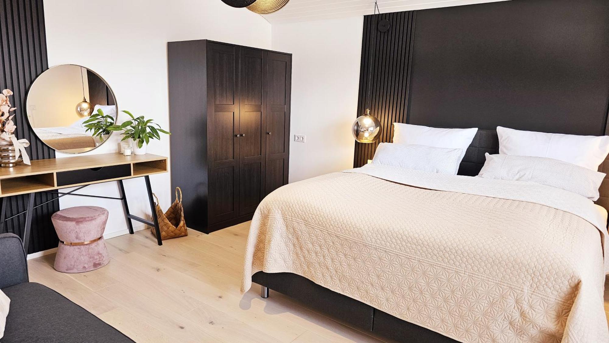 Ferienwohnungen Krueger 'Apartment Moni' มิเคลชตัดท์ ภายนอก รูปภาพ